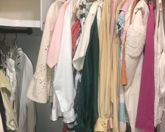 Items Located In The 1st Bedroom ( Master)