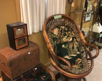 Items Located In The Lower Level