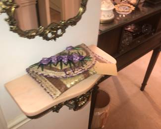 Items Located In The 1st Bedroom ( Master)