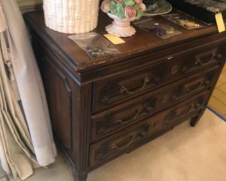 Items Located In Dining Room