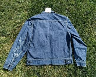 NOTICE: THE LEE JACKETS ARE BEING SOLD ON A BIDDING SYSTEM - place your max bid on #1 - #13 in person or by calling 989-600-8192
13 Lee jackets - Three are unlined
Four are quilted lining 
Six are flannel lined 