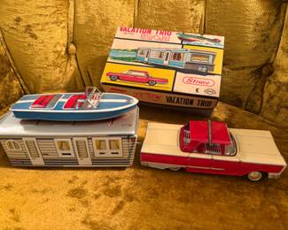MINT Vacation trio tin toy with box - 3 pc set - 