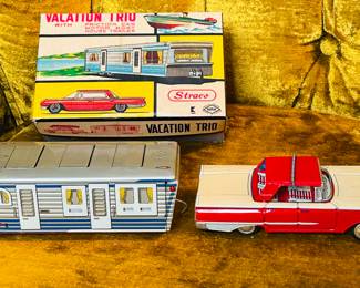 Vacation trip tin you with box