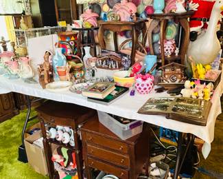 Antiques, vintage Christmas, mid-century & more!