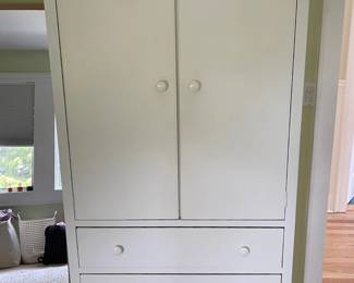 Armoire