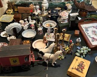 Assorted Vintage Home Decor Items