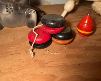 Vintage Yo-Yo's and Spinning Top