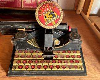1940's Marx De-Luxe Dial Toy Typewriter