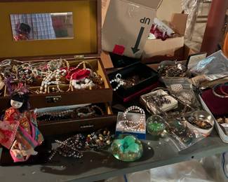 Assorted Jewelry - Necklaces, Bracelets, Earrings, Rings, Pendants and More!