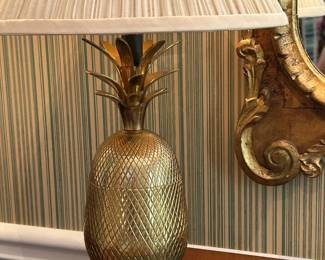 Vintage Brass Pineapple Table Lamp