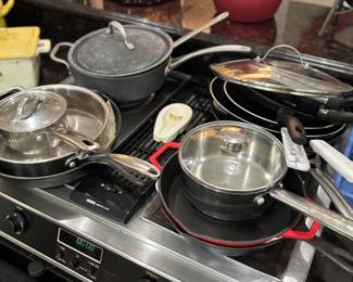 Pots / pans