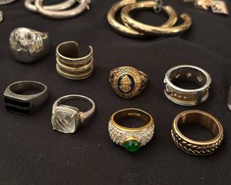 Jewelry, rings