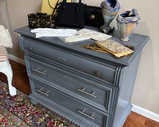 Cute vintage dresser