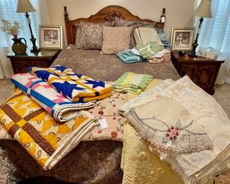 Queen Tempur-Pedic adjustable bed