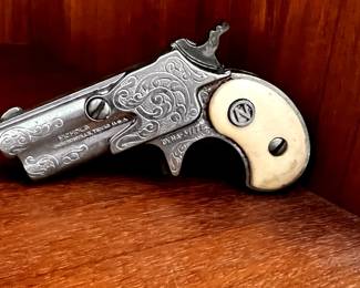 vinatge metal cap gun