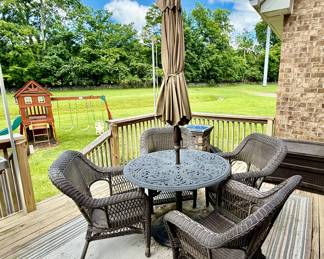Patio set from Lynn’s Patio Shop in Hendersonville