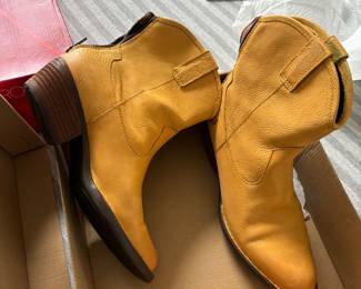 New Born boots!