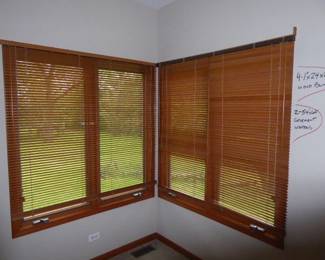 See prices & more info, copy & paste link below:
https://beforeudemo.com/sales-event/naperville-2-house-demolition-sale/
