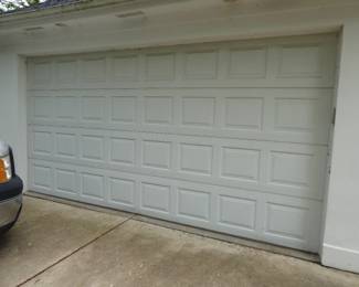 See prices & more info, copy & paste link below:
https://beforeudemo.com/sales-event/naperville-2-house-demolition-sale/