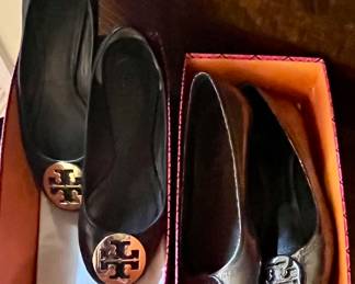 Many shoes in the sale, mostly size 8.5