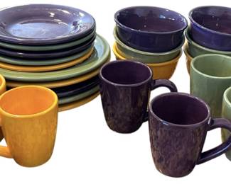 Espana Dinnerware Set