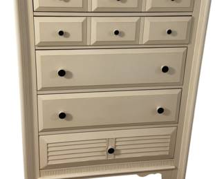 Klaussner 9Drawer Dresser