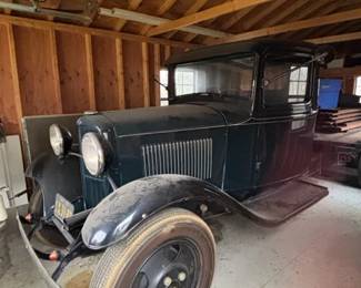 1933 Ford Model BB Stake Truck