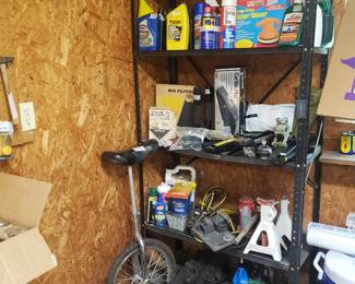 Garage is full, pictures can't show it all
