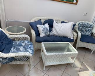 vinyl wicker