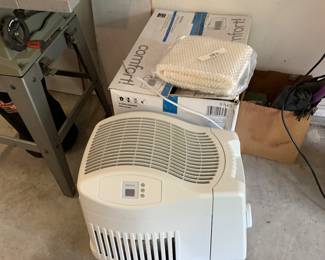 Humidifier and De-Humidifier