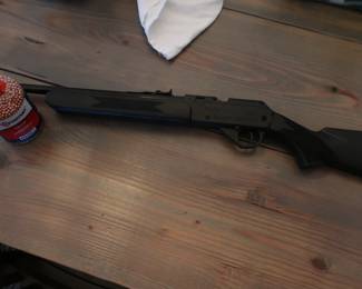 Daisy B B gun