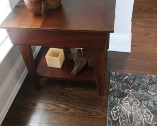 $ 250.00 pr Thomasville lamp table. There are two. They are 22 1/2" x 26 1/2"