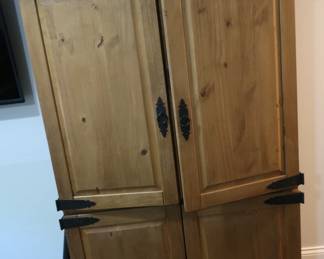 $ 50.00 Pine armoire-entertainment center