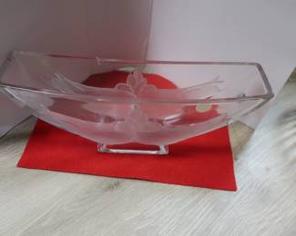 Fenton bird centerpiece