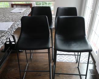 4 black bar counter height stools
