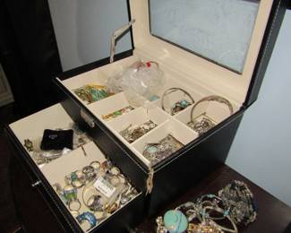 jewelry box