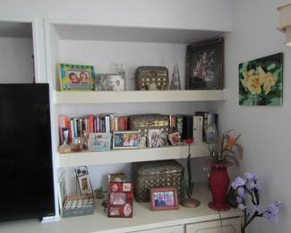 more books, vases & knic knacs