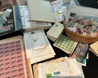 Highest & Best Offers Due
Submit your highest and best offer on the entire stamp collection, including rare Confederate stamps.