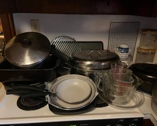 Pots and pans, Pyrex measuring items, kitchen ware
