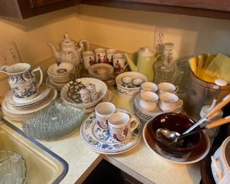 Plate Sets, Mugs, Pitchers