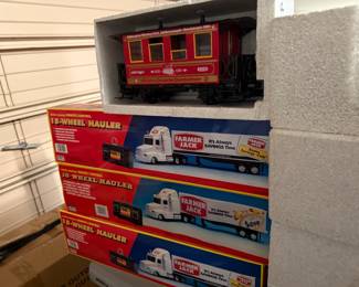 Model 18-Wheel Hauler's