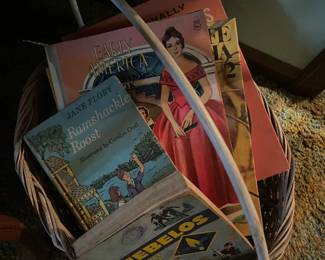 Baskets, Books