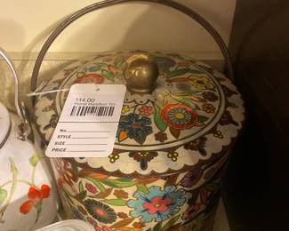 Floral Handled Tin