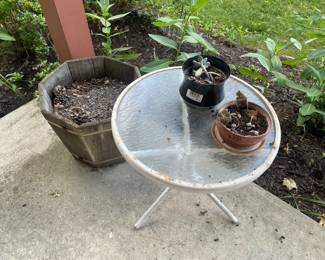 Outdoor Table, Planters