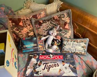 Decorative Pillows, Board Games