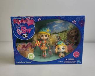 Blythe Littlest Pet Shop Pineapple Picnic Set