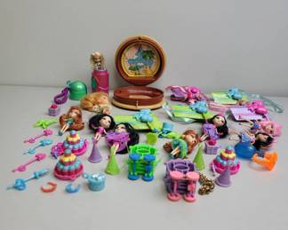 Polly Pocket Miniature Dolls