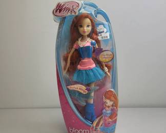 Winx Club Bloom City Style Doll
