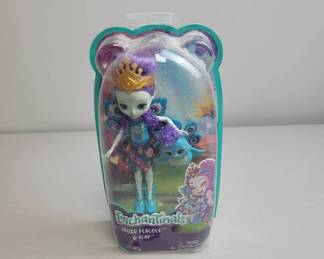 Enchantimals Felicity Peacock Doll Set