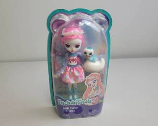 Enchantimals Saifi Swan & Poise Doll Set